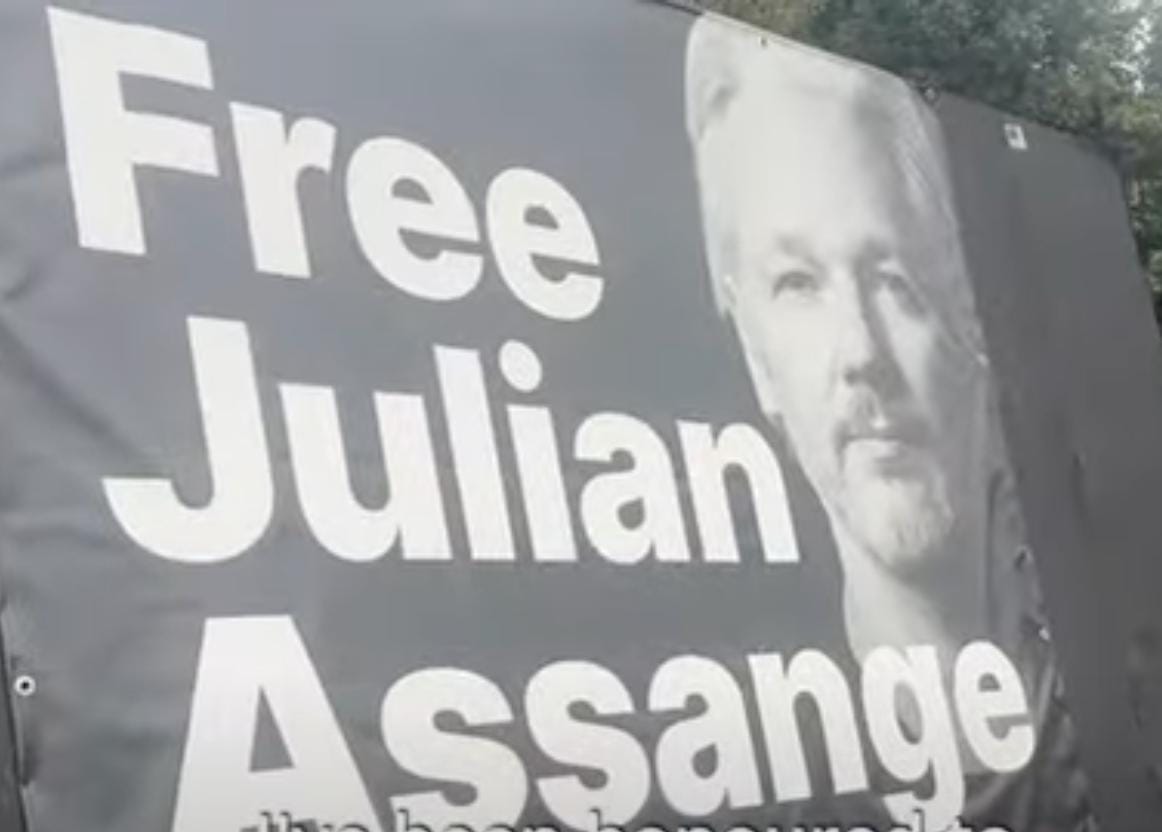 Australian Parliament Calls On UK To Free Julian Assange!